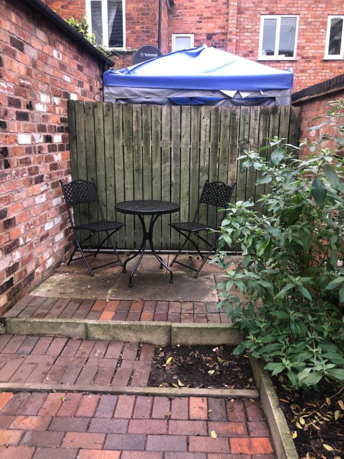 Appartement Crewe Short Lets 6 Victoria Court, Crewe Extérieur photo