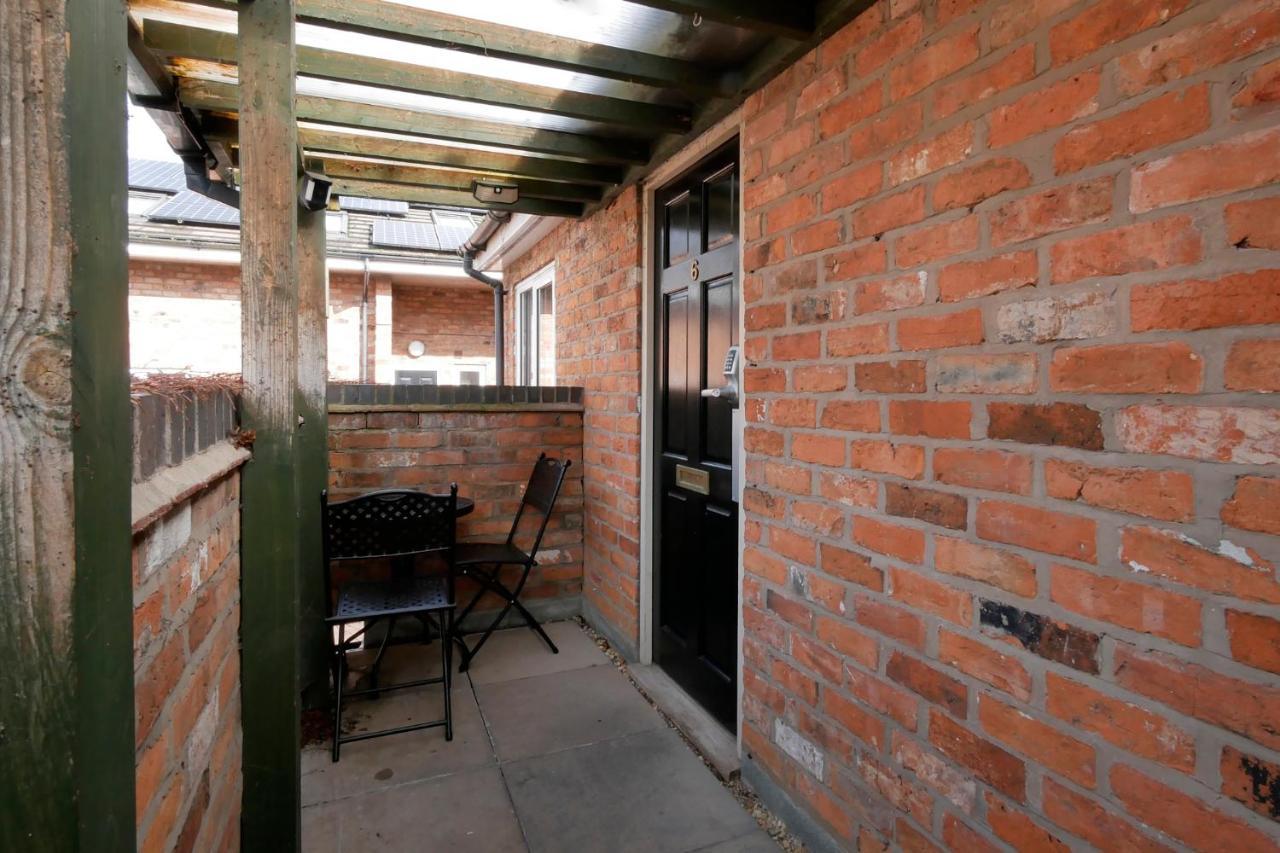 Appartement Crewe Short Lets 6 Victoria Court, Crewe Extérieur photo
