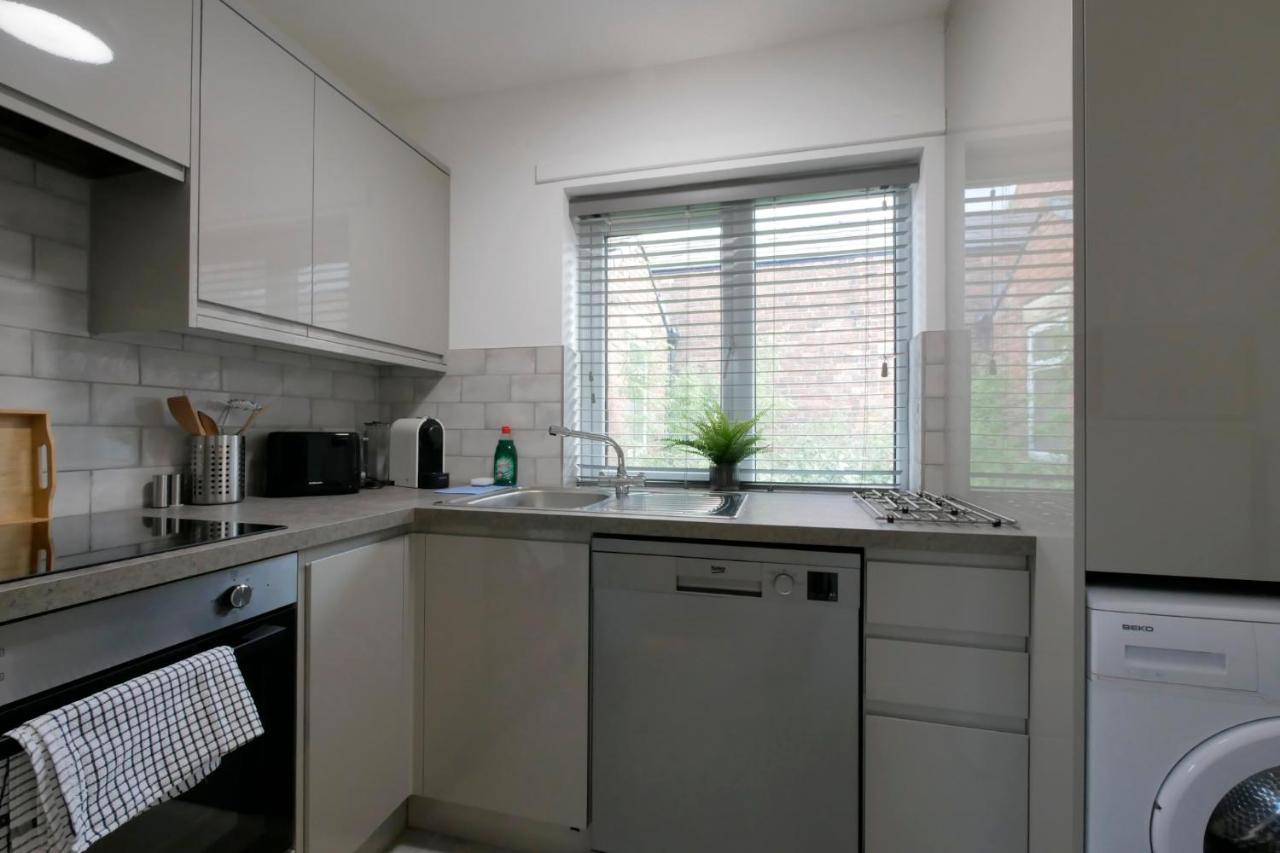 Appartement Crewe Short Lets 6 Victoria Court, Crewe Extérieur photo